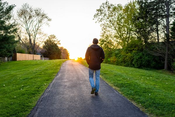 Cost of Paved Walkway Installation in Thousand Oaks