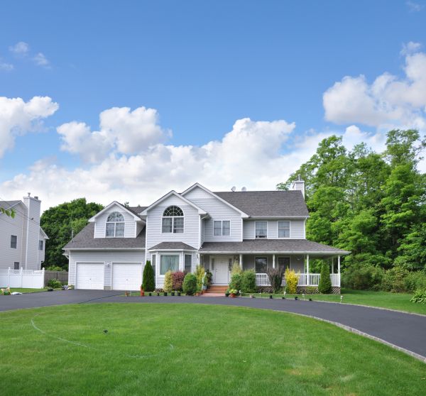 Cost of Driveway Blacktop Installation in Thousand Oaks