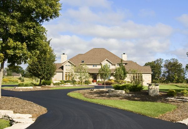 Cost of Paved Driveway Installation in Thousand Oaks