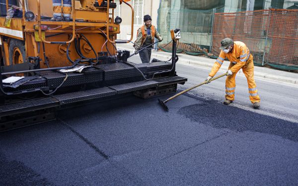 Cost of Asphalt Overlaying in Thousand Oaks